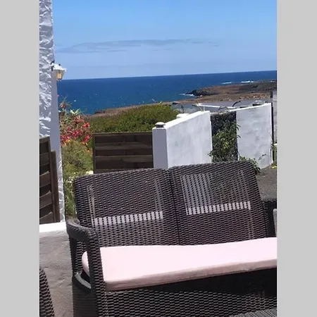 Playa Marina Eco - Arrieta View Tabayesco